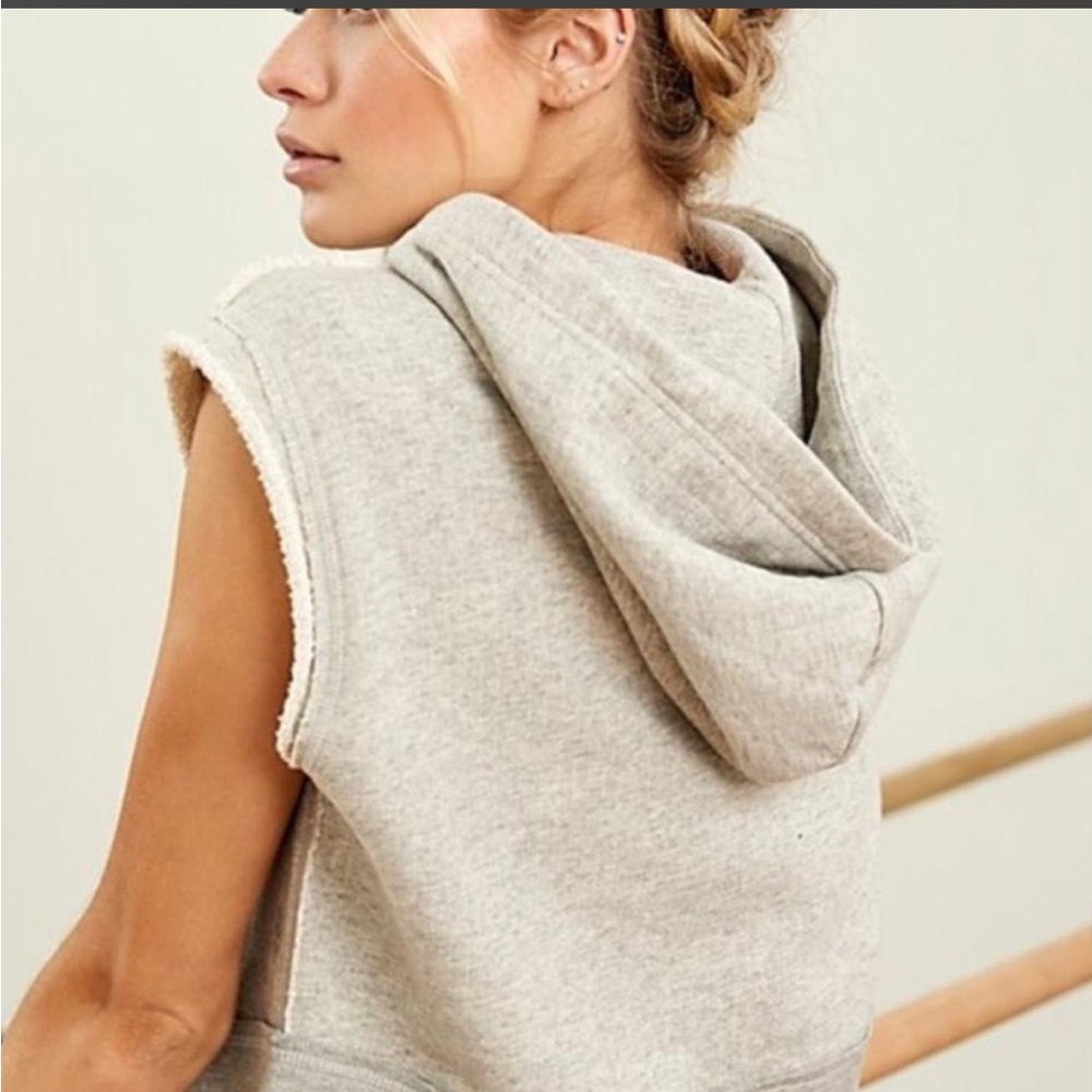 Free People Movement Sleeveless Hooded Crop Sweatshirt in Light Gray - Picture 7 of 8